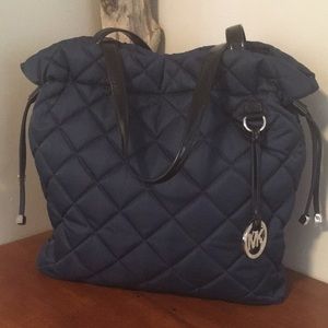 🌿 MICHAEL KORS navy nylon bag